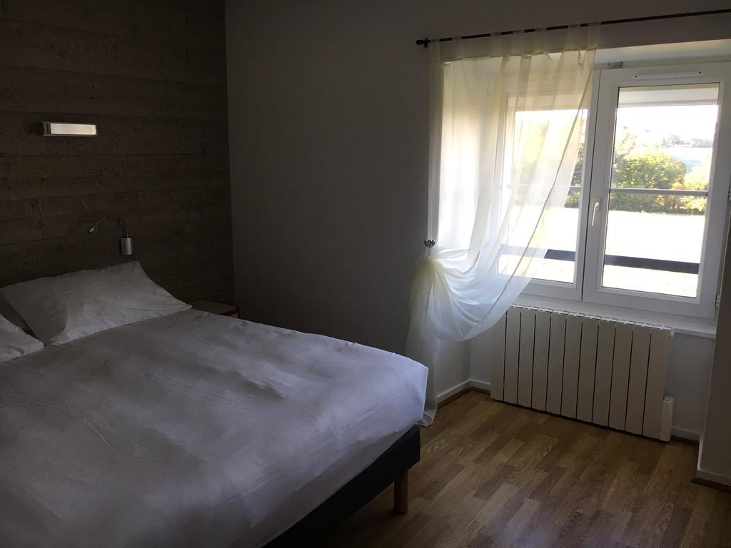 Logis Hotel "Ici M'Aime" Rouvray  المظهر الخارجي الصورة