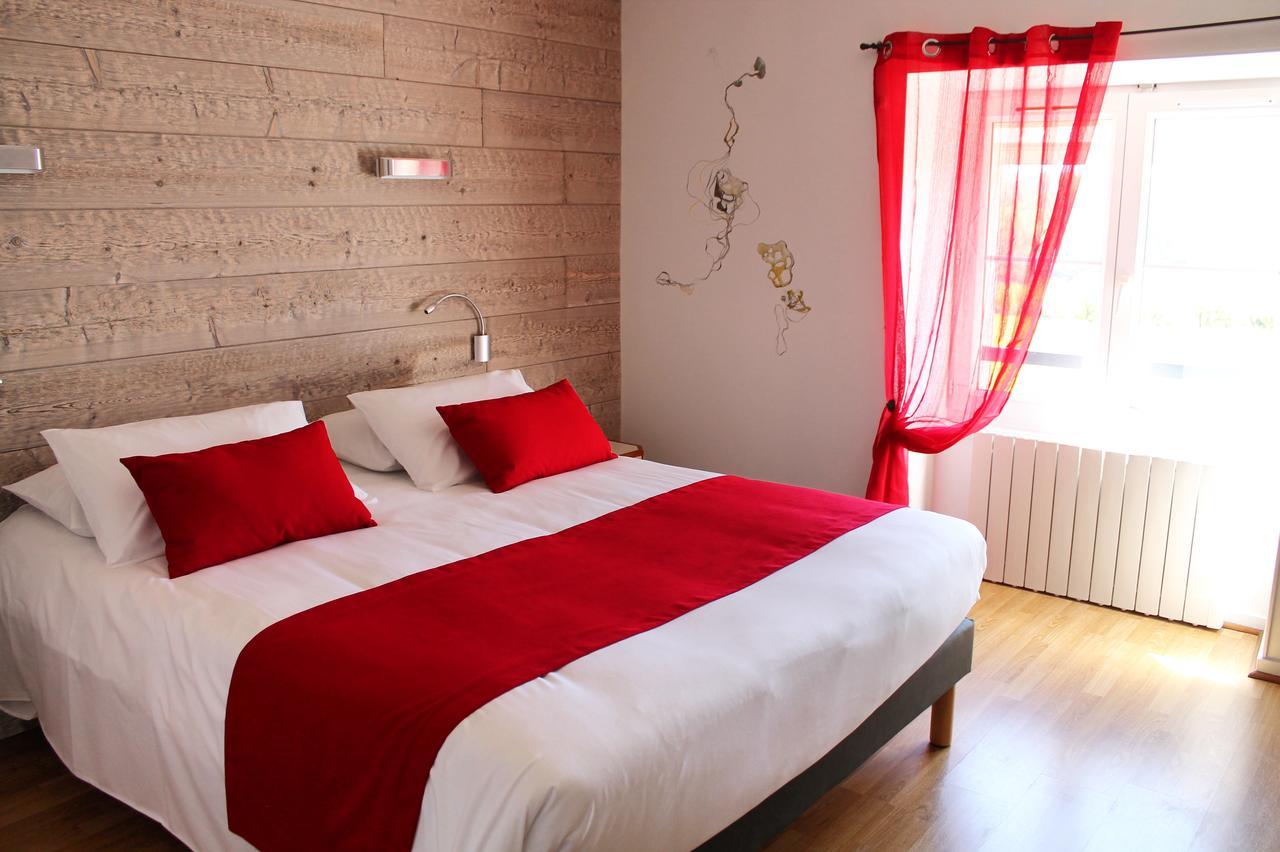 Logis Hotel "Ici M'Aime" Rouvray  المظهر الخارجي الصورة
