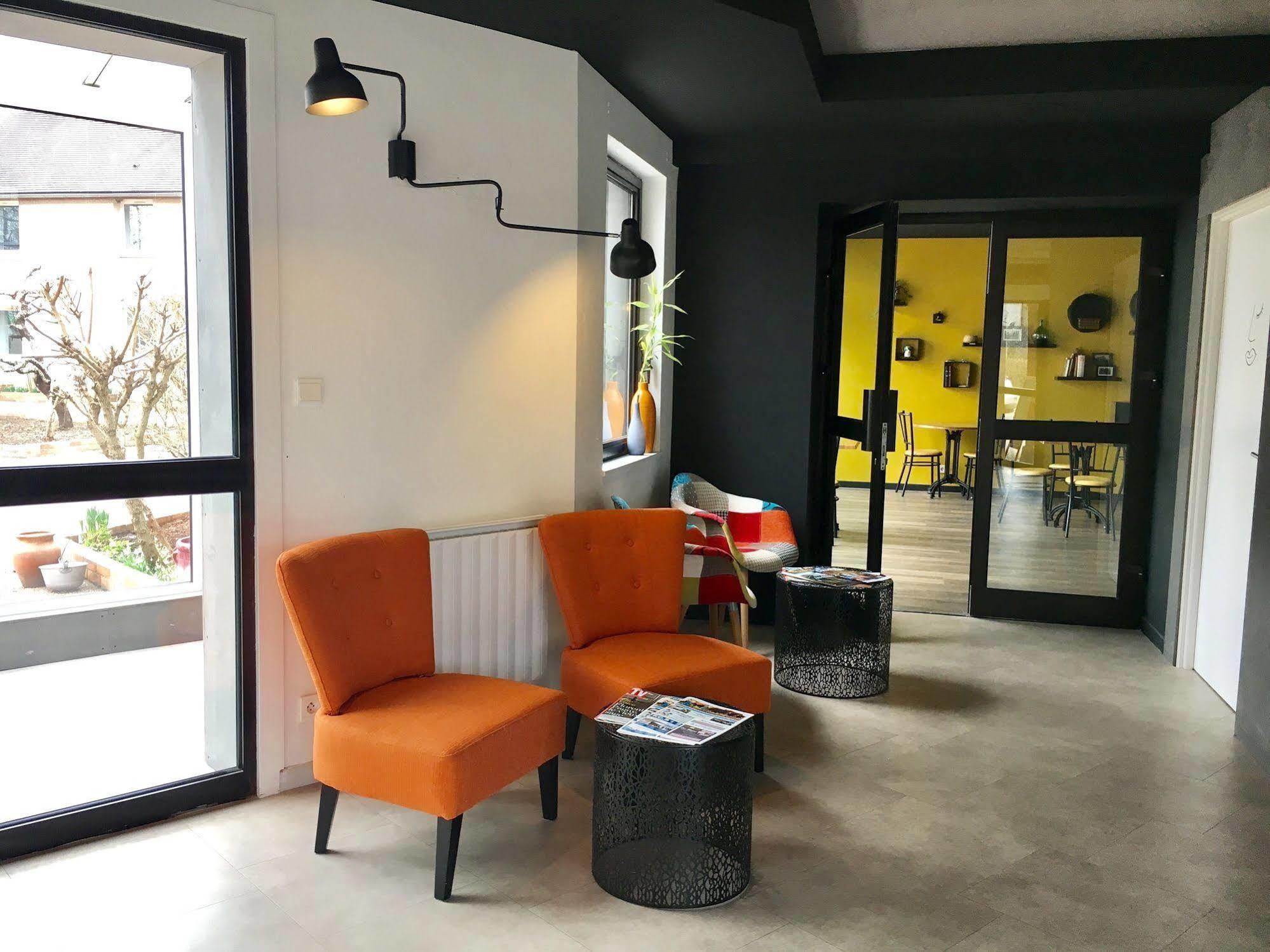 Logis Hotel "Ici M'Aime" Rouvray  المظهر الخارجي الصورة